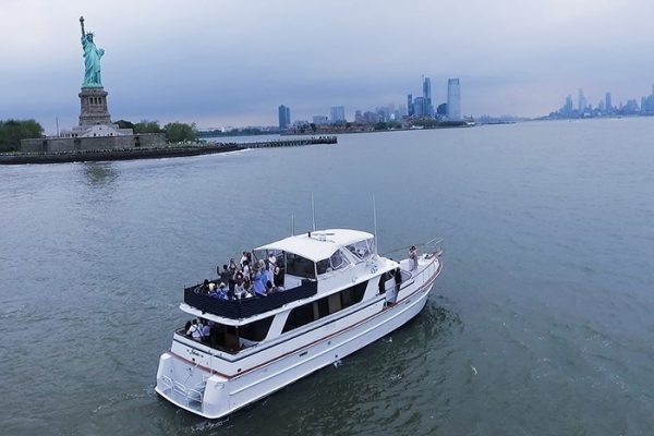 luxury yacht charters New York City